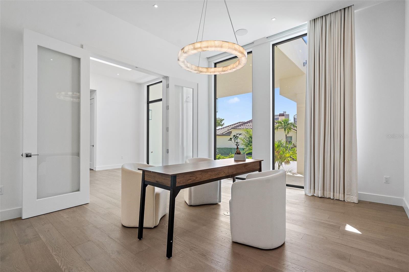 501 BARCELONA Dr TIERRA VERDE, FL 33715