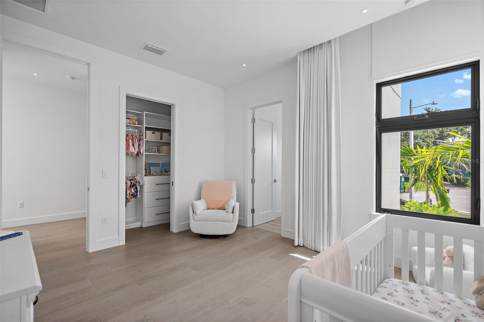 501 BARCELONA Dr TIERRA VERDE, FL 33715