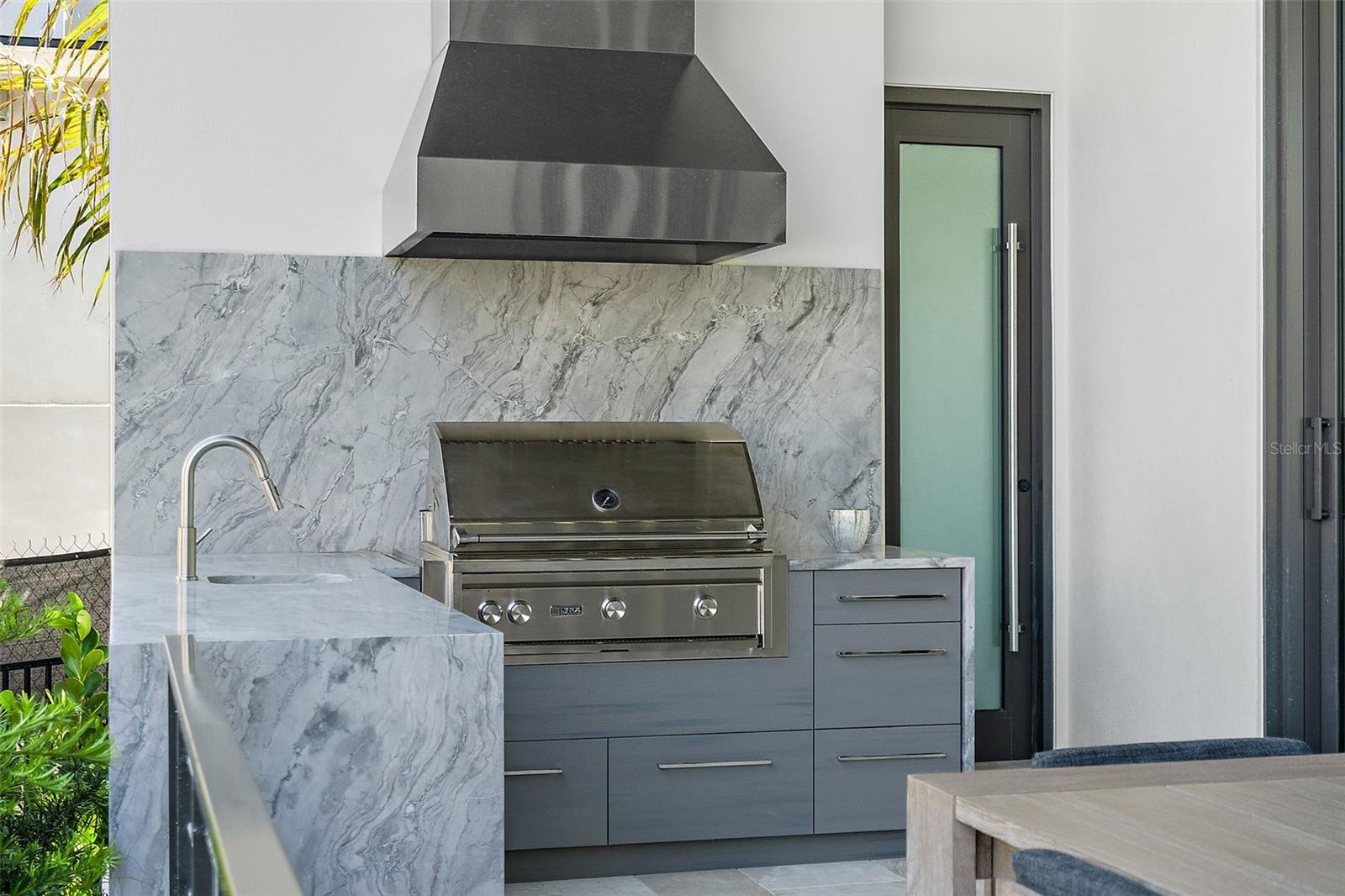 501 BARCELONA Dr TIERRA VERDE, FL 33715