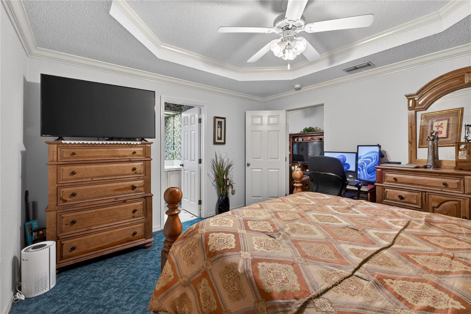 215 DAIRY Rd AUBURNDALE, FL 33823