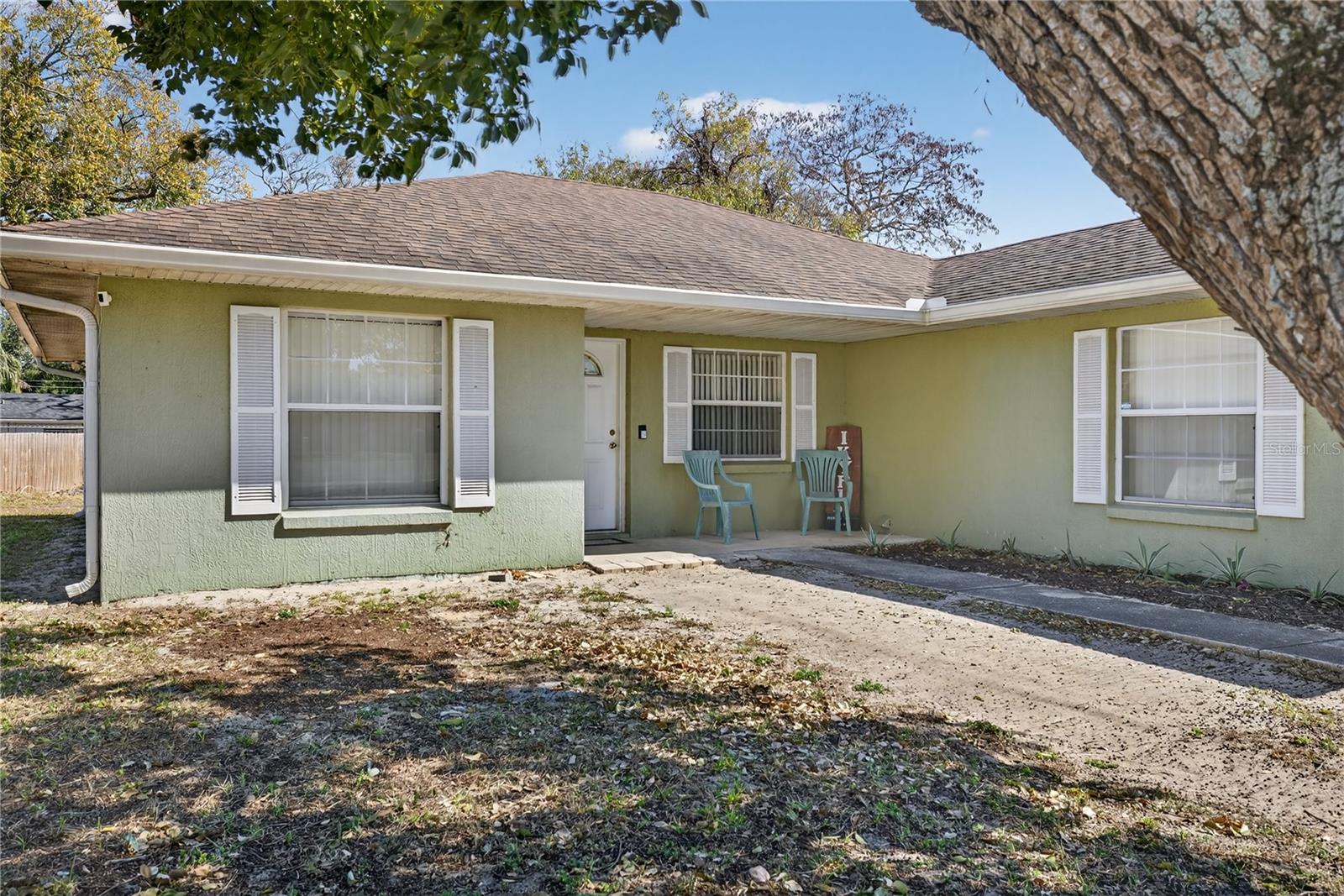 215 DAIRY Rd AUBURNDALE, FL 33823