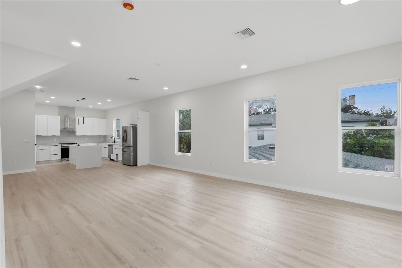2144 5TH Ave ST PETERSBURG, FL 33713