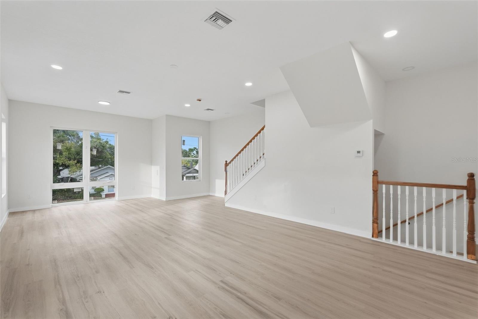 2144 5TH Ave ST PETERSBURG, FL 33713