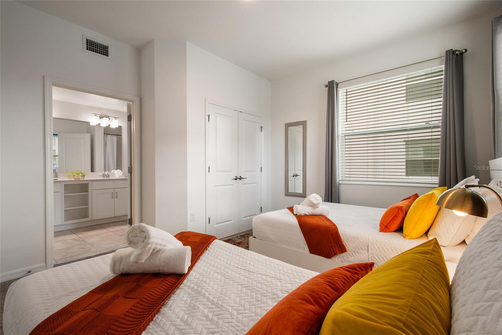 3191 PARADOX Cir #108 KISSIMMEE, FL 34746