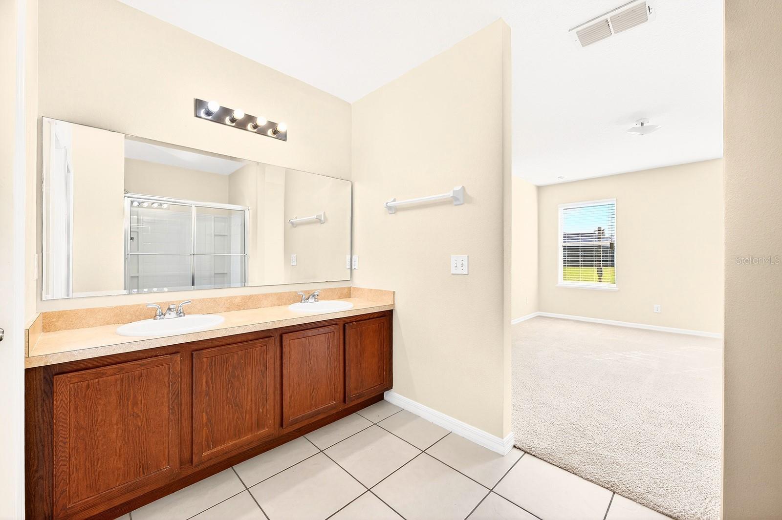 3210 QUEEN ALEXANDRIA Dr KISSIMMEE, FL 34744