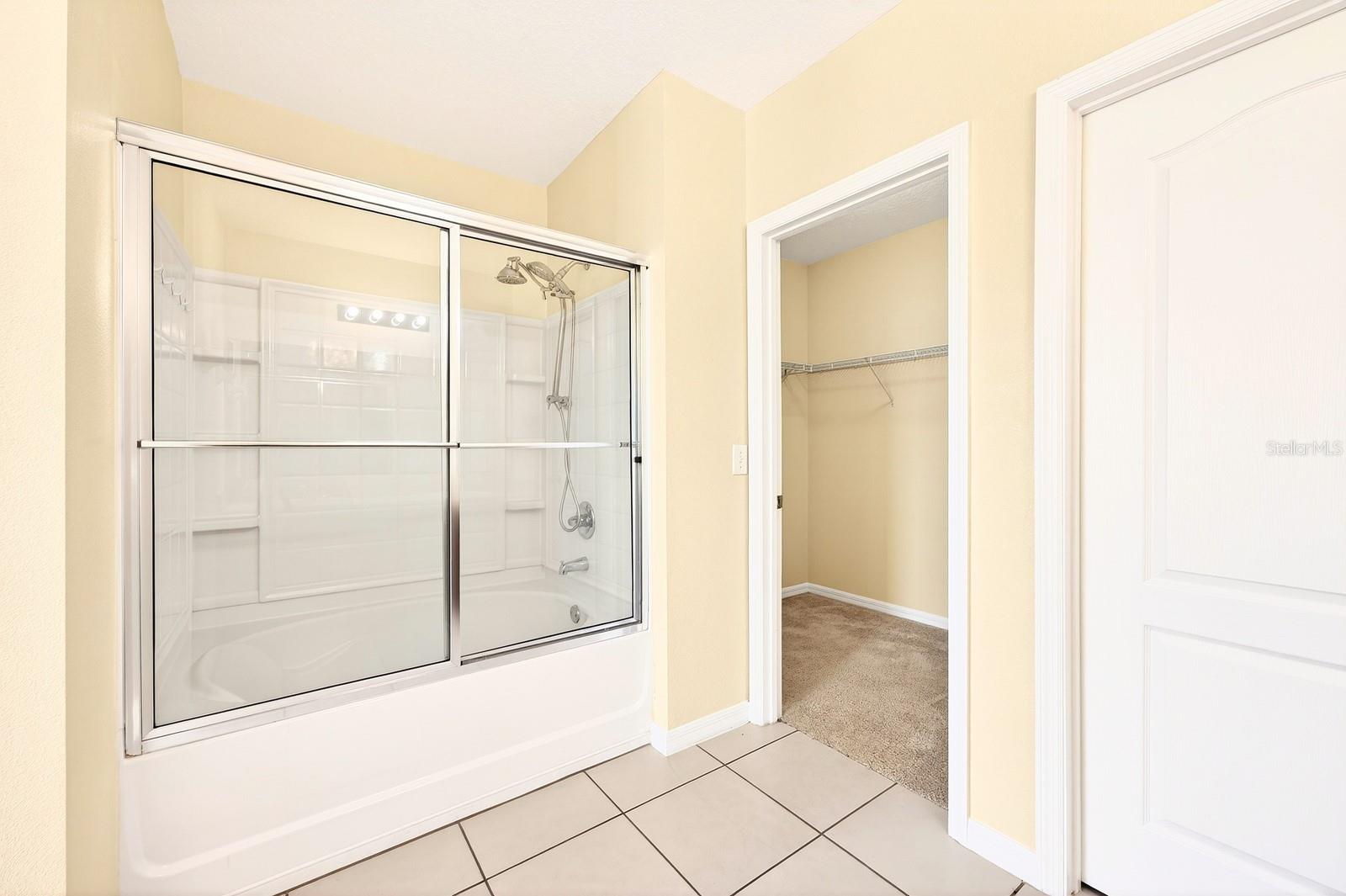 3210 QUEEN ALEXANDRIA Dr KISSIMMEE, FL 34744