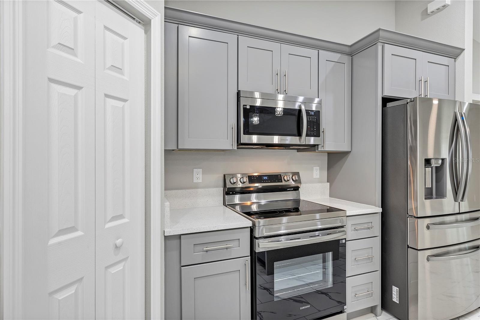 4327 SE 131ST Ln BELLEVIEW, FL 34420