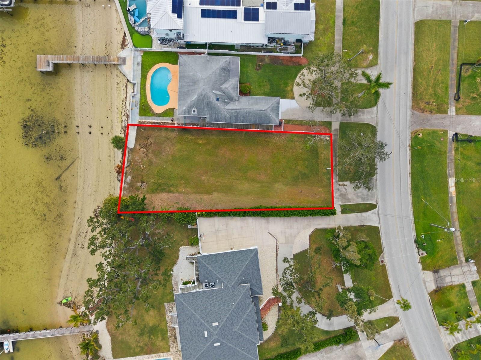 6043 Byu GRANDE Blvd ST PETERSBURG, FL 33703