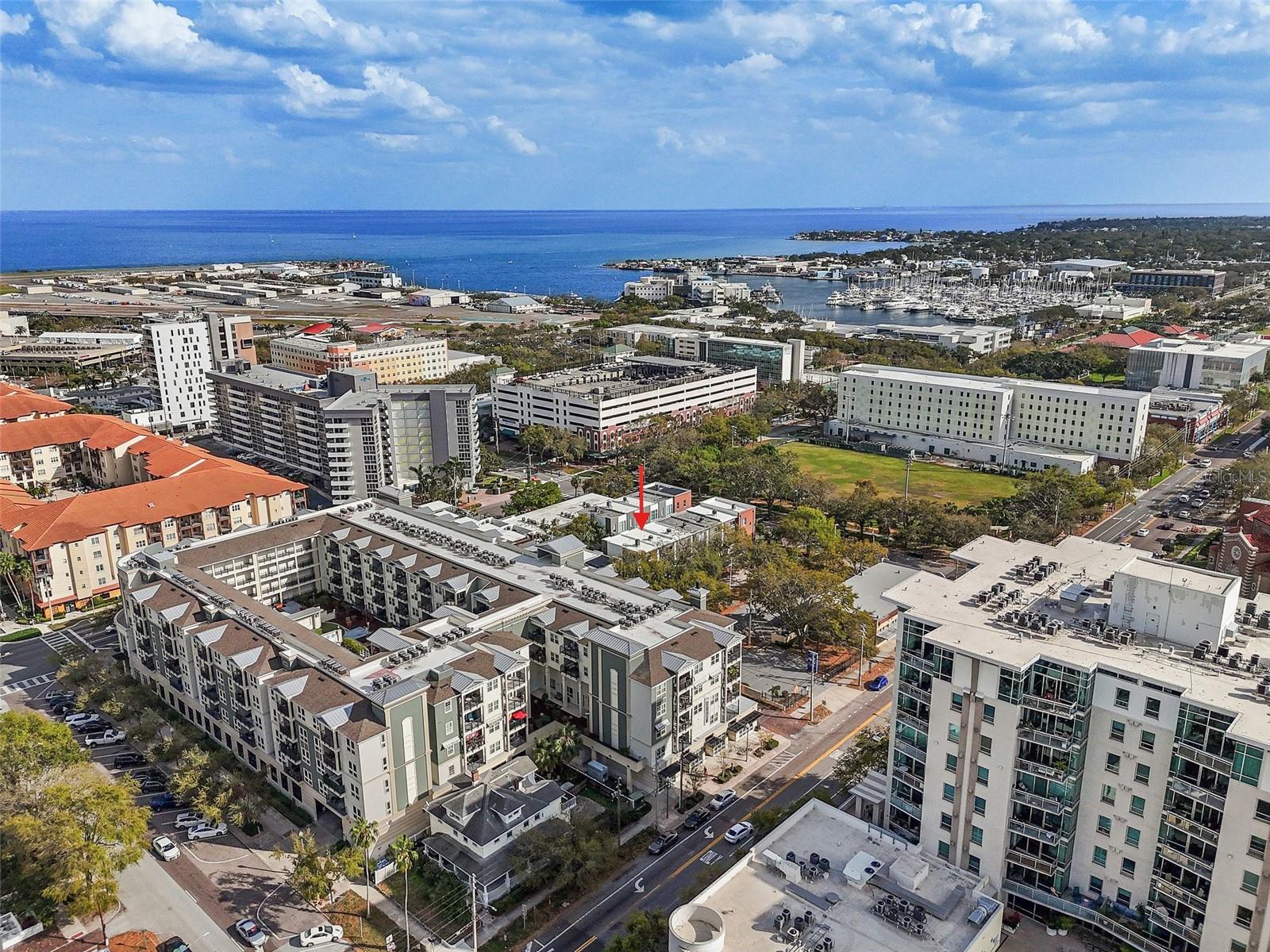 325 5TH Ave #10 ST PETERSBURG, FL 33701