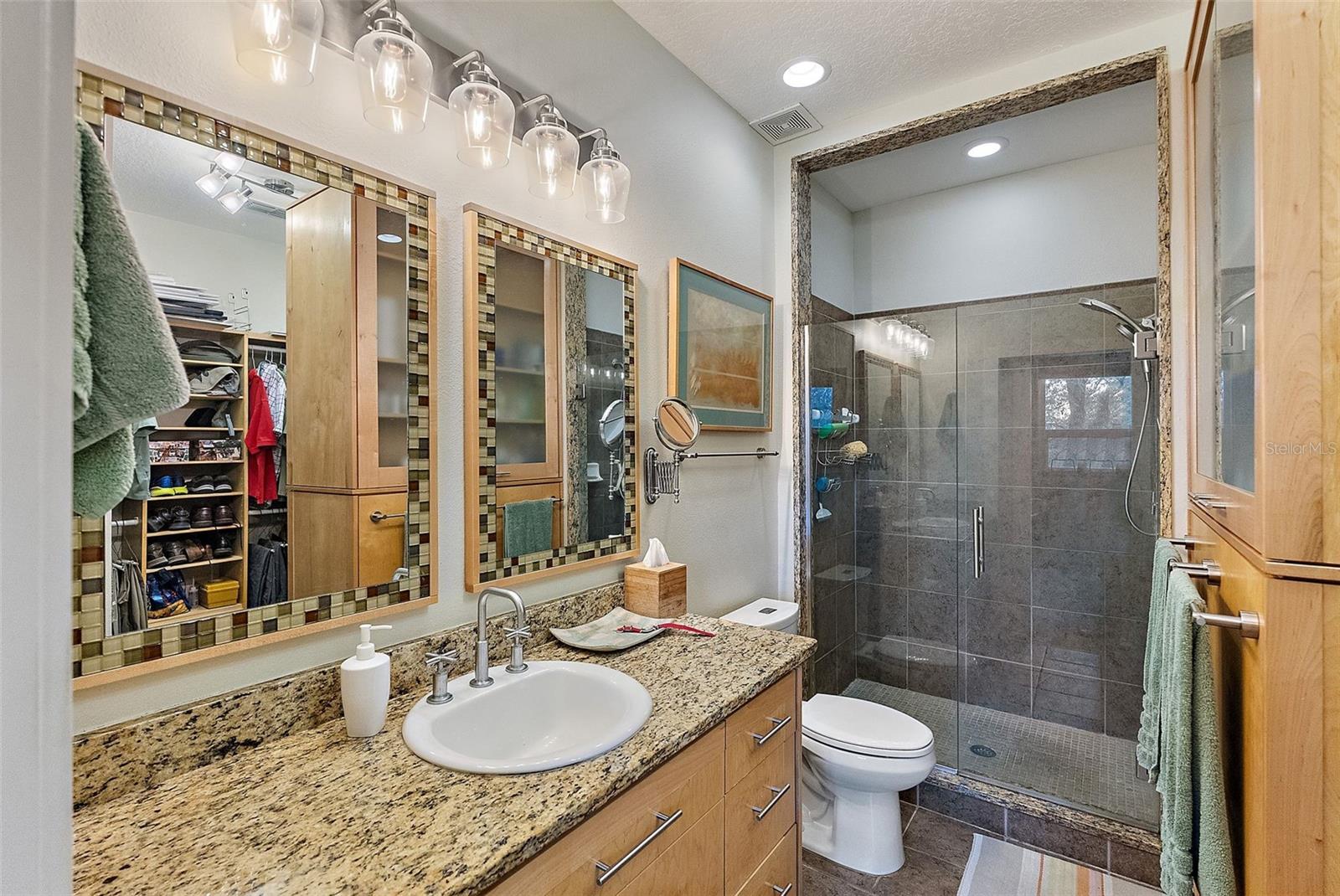 325 5TH Ave #10 ST PETERSBURG, FL 33701