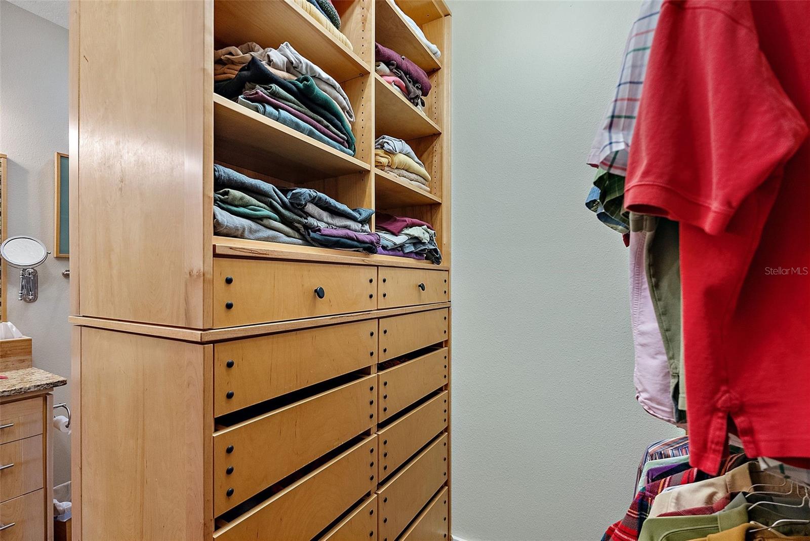 325 5TH Ave #10 ST PETERSBURG, FL 33701