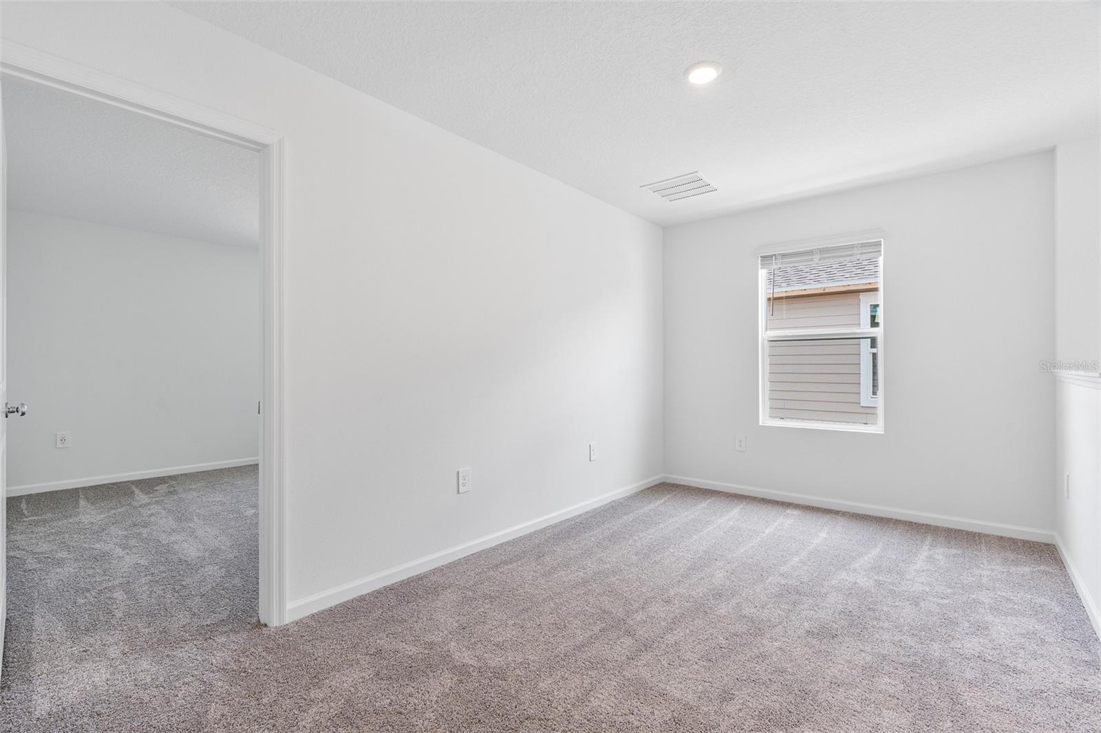 5625 GINGHAM Dr KISSIMMEE, FL 34758