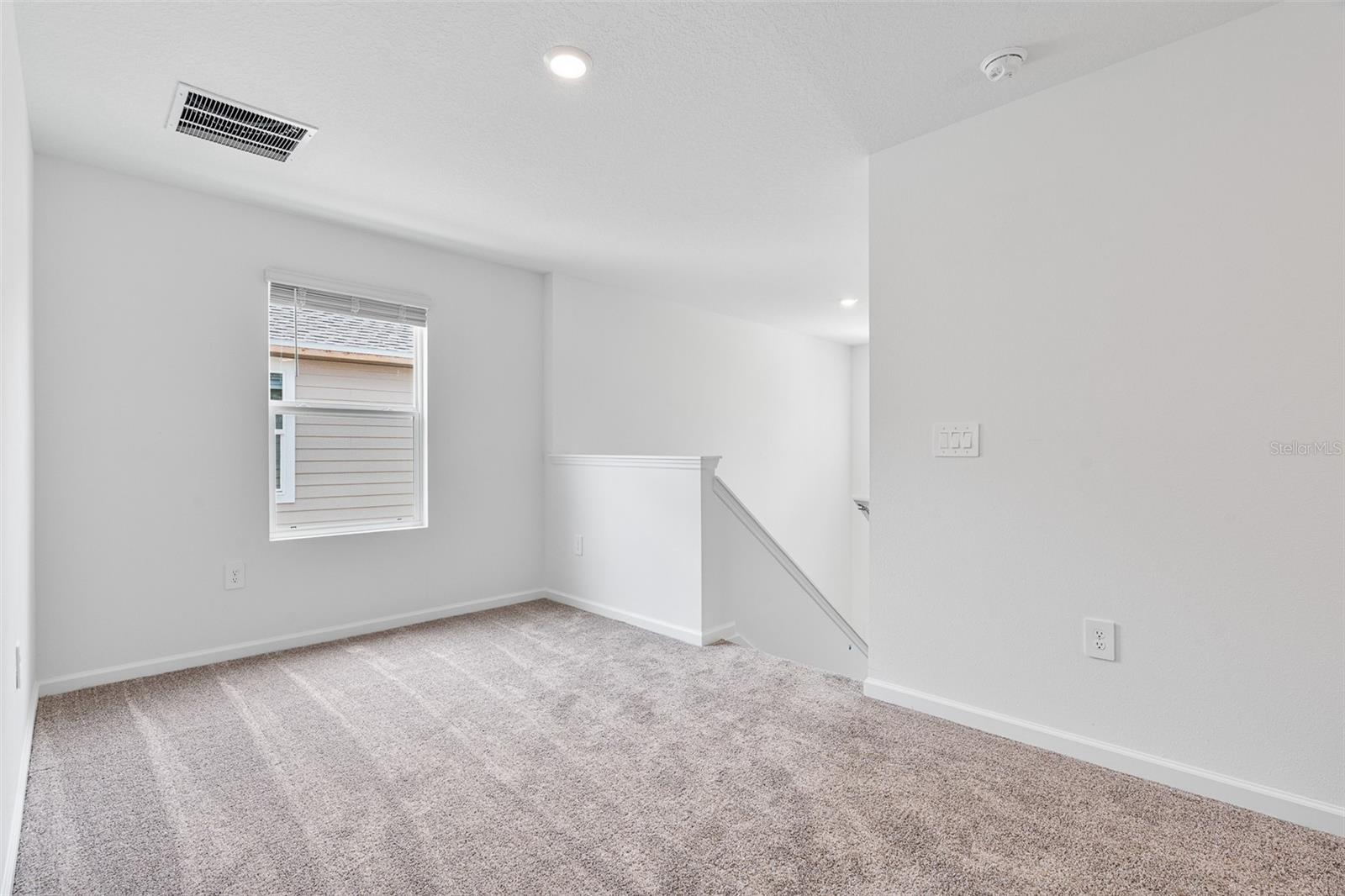 5625 GINGHAM Dr KISSIMMEE, FL 34758