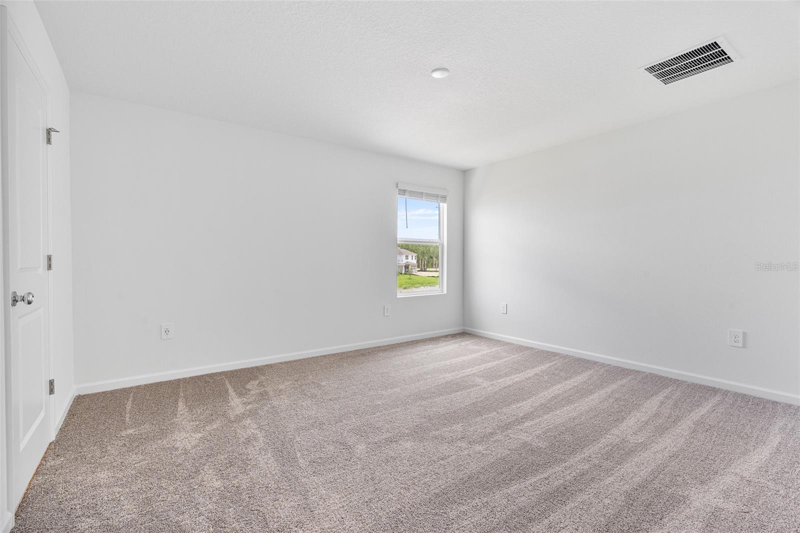 5625 GINGHAM Dr KISSIMMEE, FL 34758