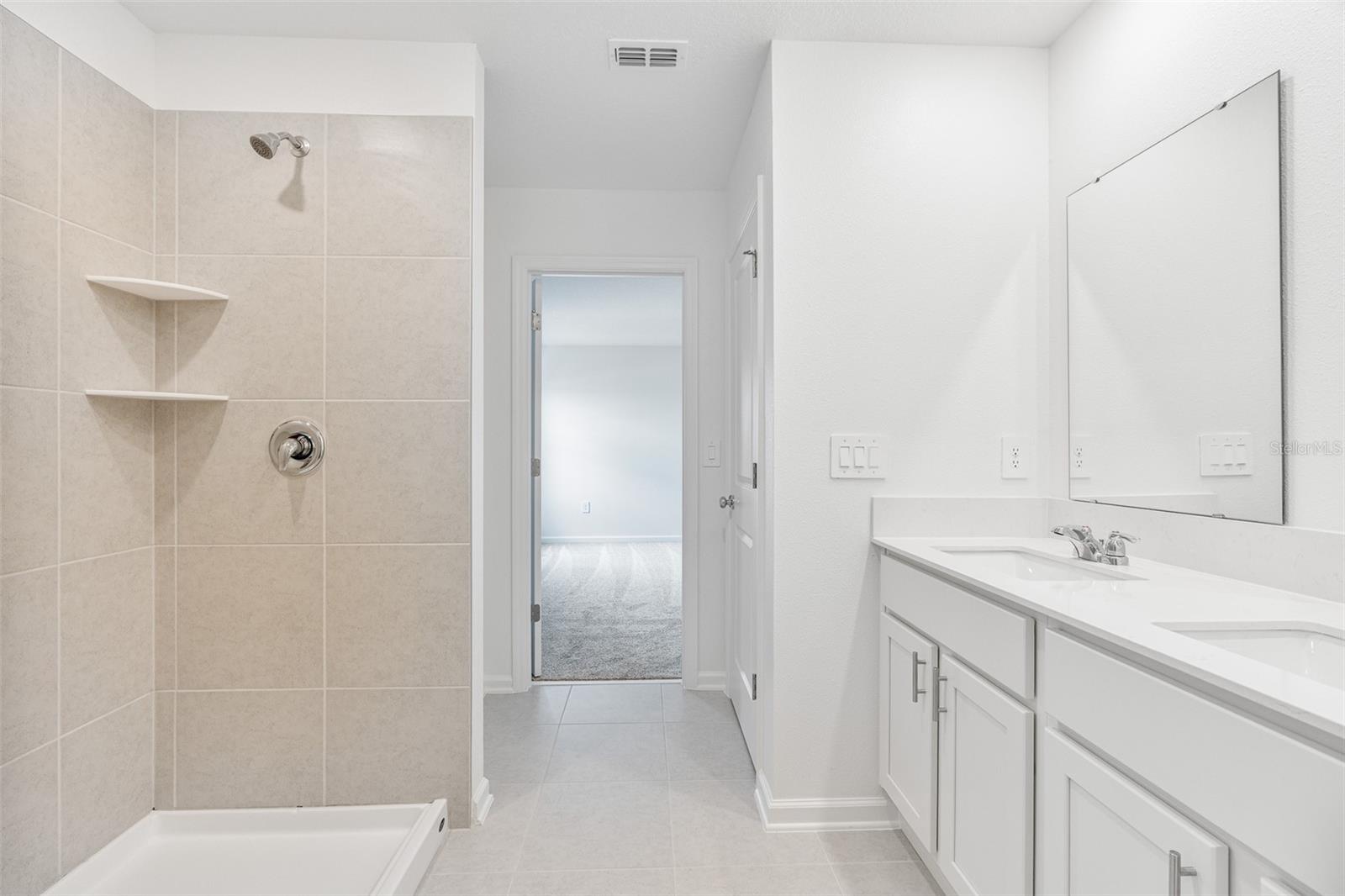 5625 GINGHAM Dr KISSIMMEE, FL 34758