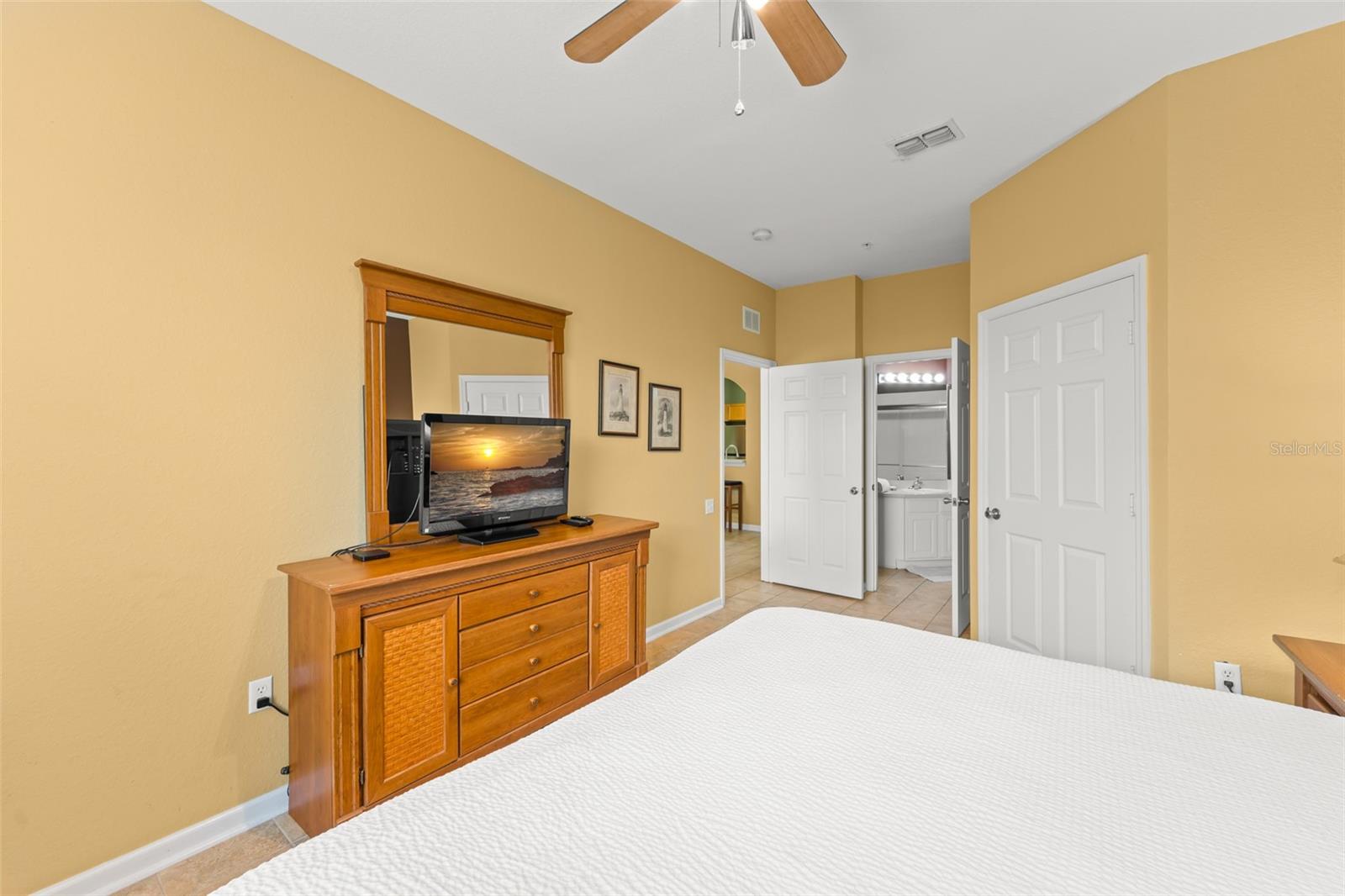 7675 COMROW St #405 KISSIMMEE, FL 34747