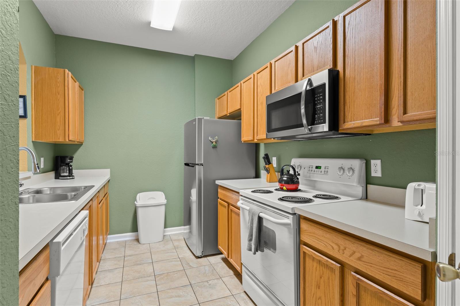 7675 COMROW St #405 KISSIMMEE, FL 34747