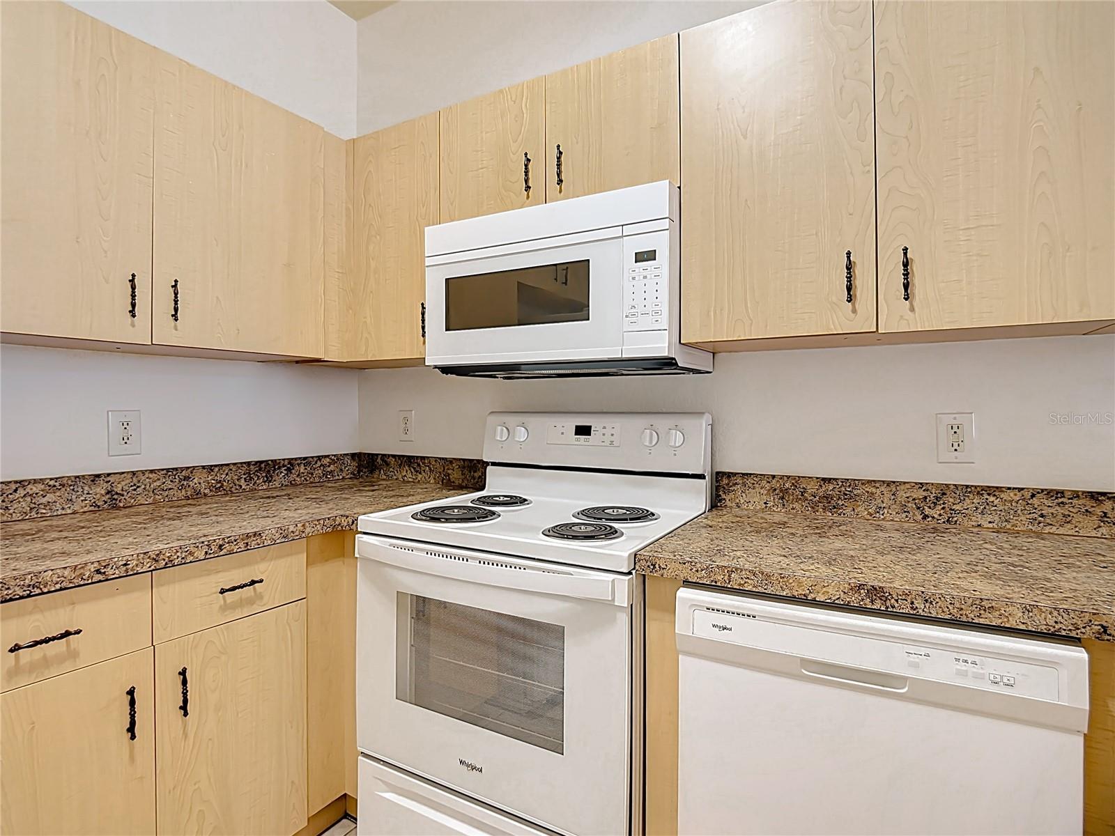 20202 INDIAN Crk Dr #20202 KISSIMMEE, FL 34759