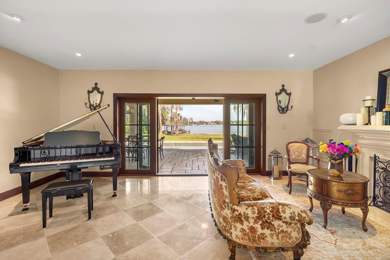 5400 KENMORE Ln ORLANDO, FL 32839