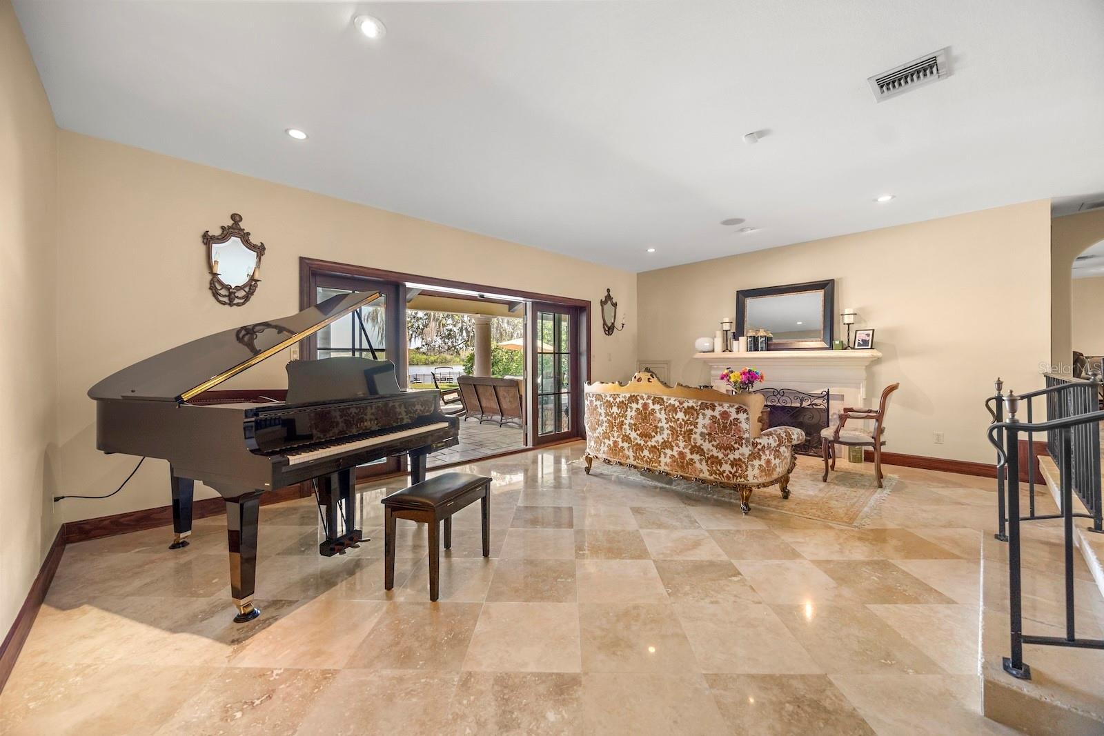 5400 KENMORE Ln ORLANDO, FL 32839