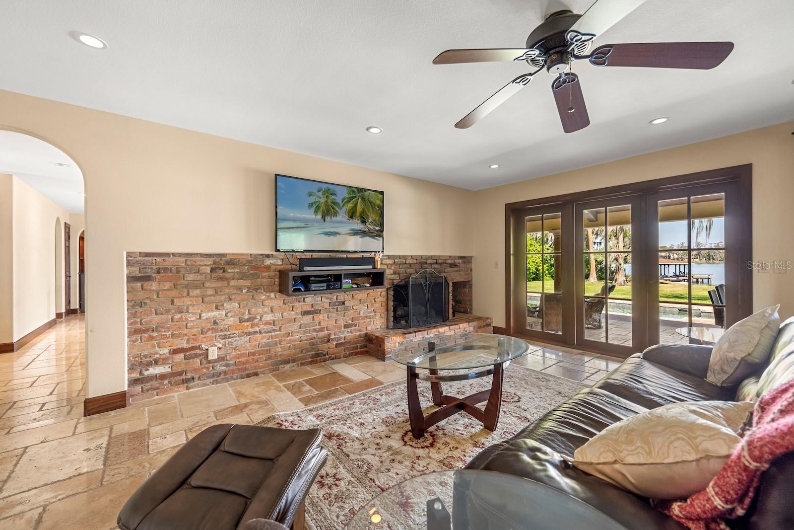 5400 KENMORE Ln ORLANDO, FL 32839