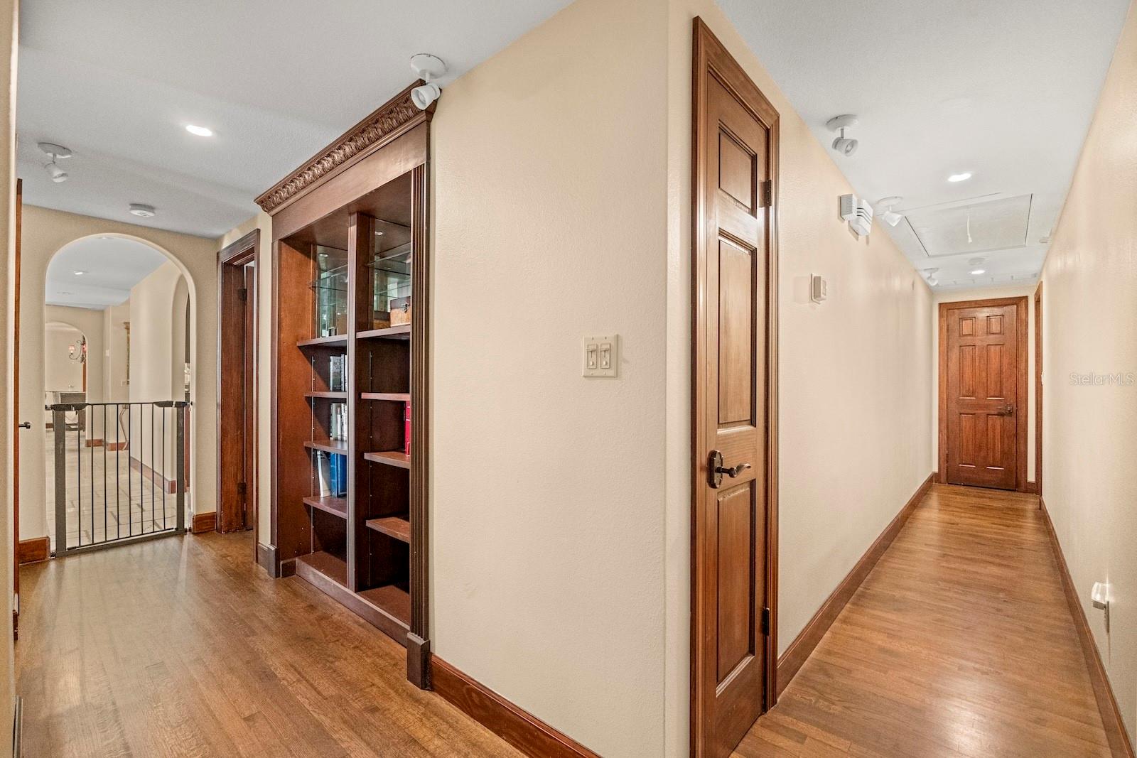 5400 KENMORE Ln ORLANDO, FL 32839