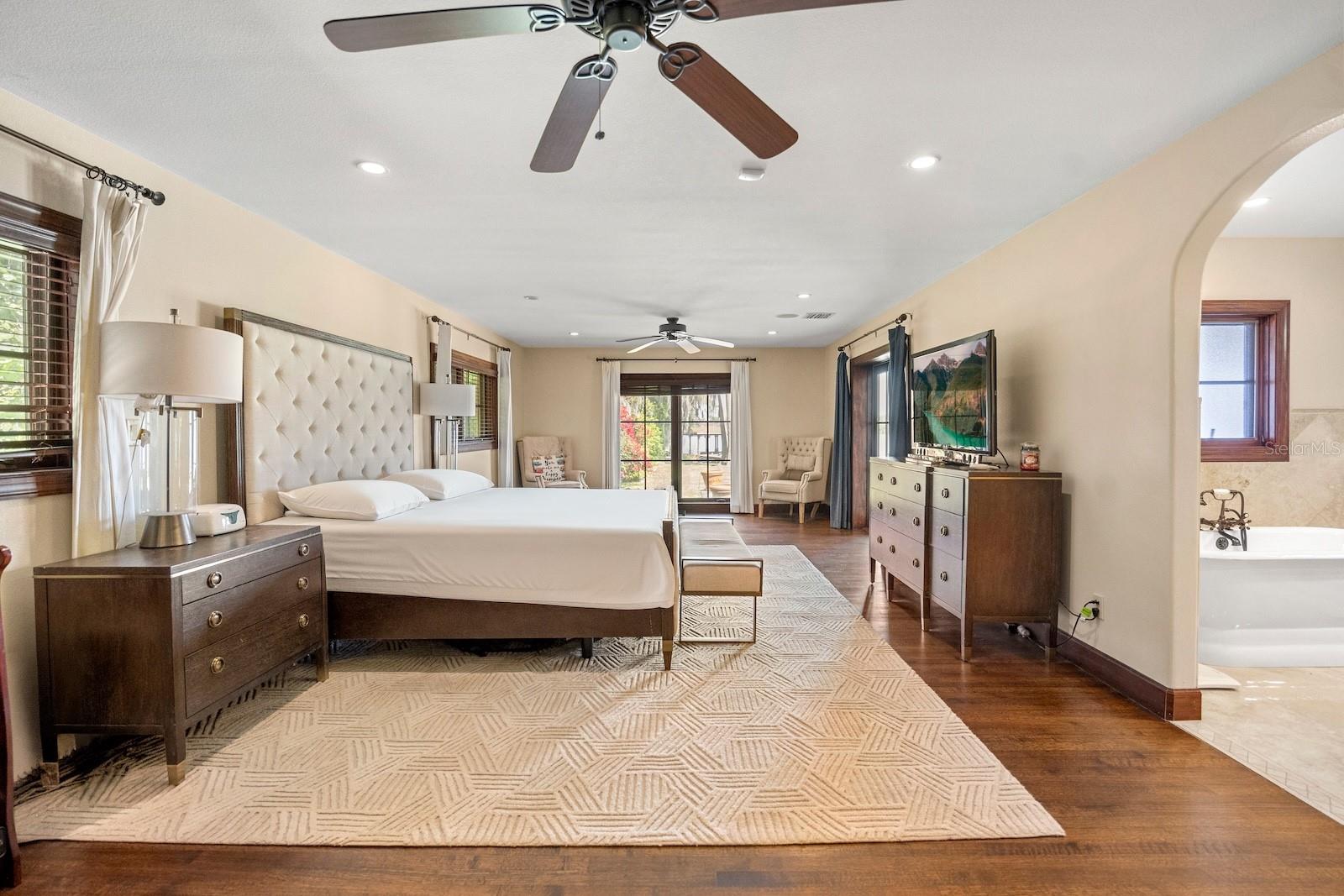 5400 KENMORE Ln ORLANDO, FL 32839