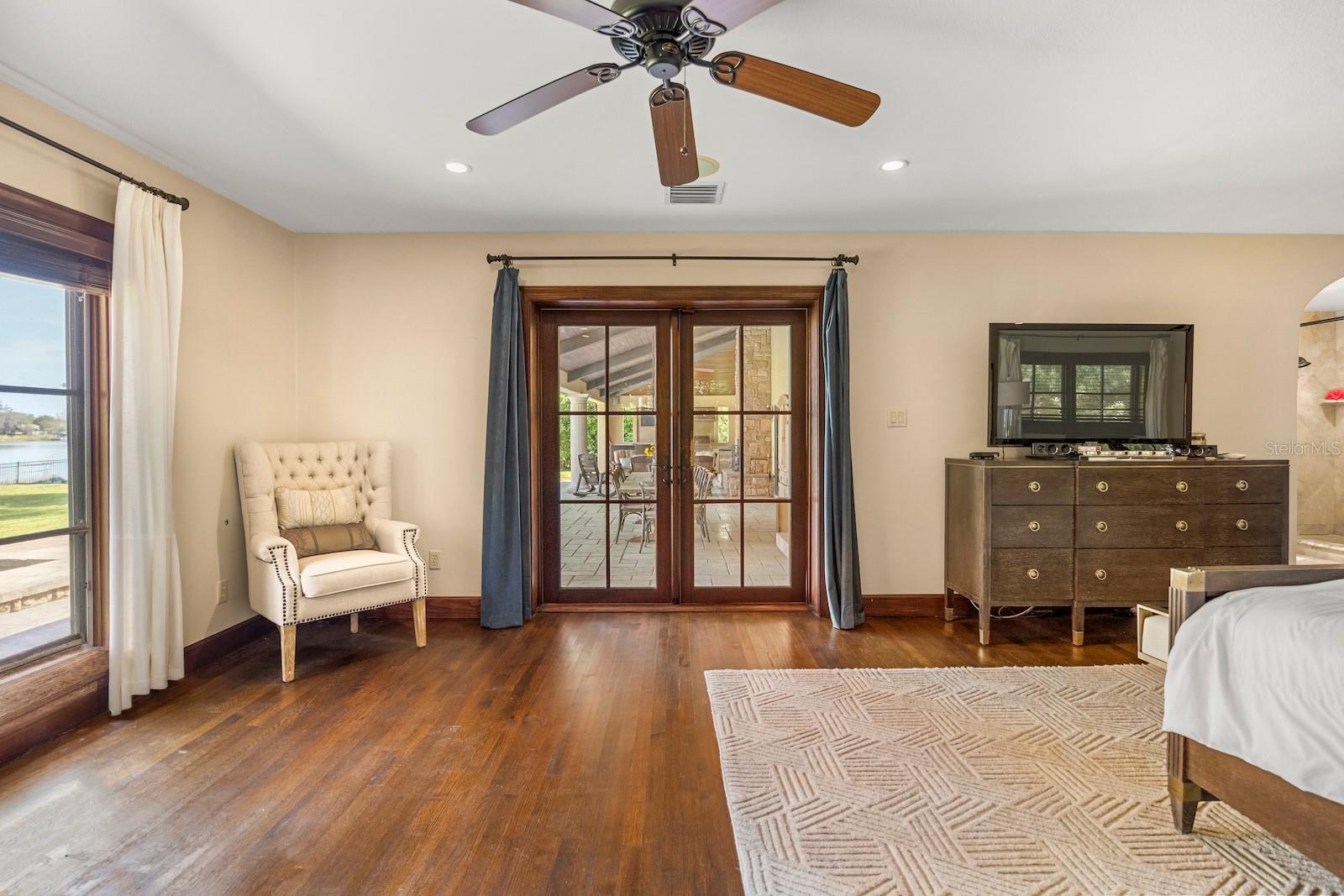 5400 KENMORE Ln ORLANDO, FL 32839