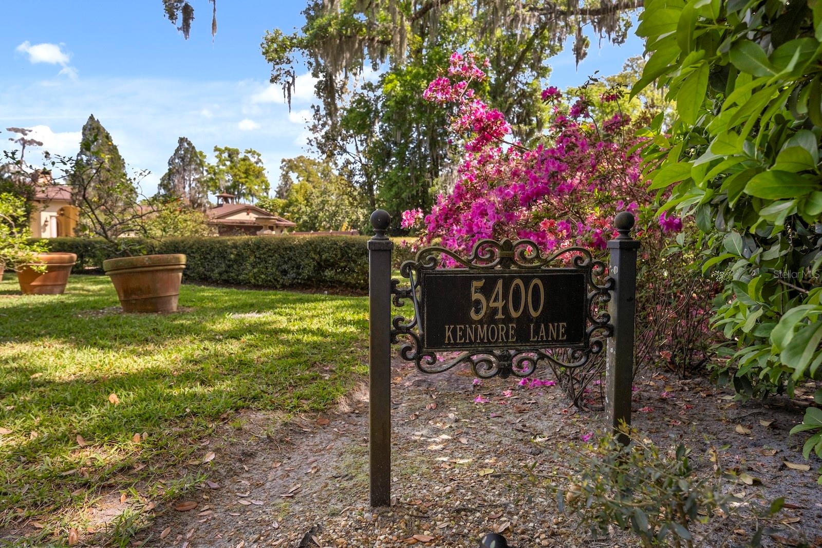5400 KENMORE Ln ORLANDO, FL 32839