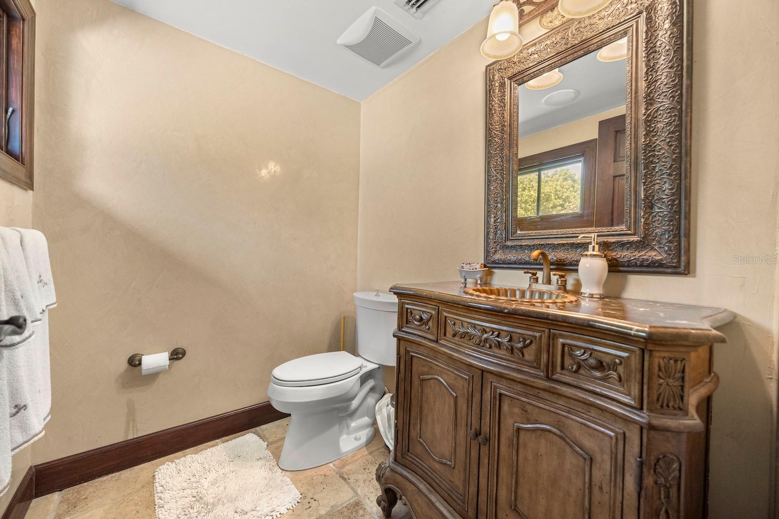 5400 KENMORE Ln ORLANDO, FL 32839