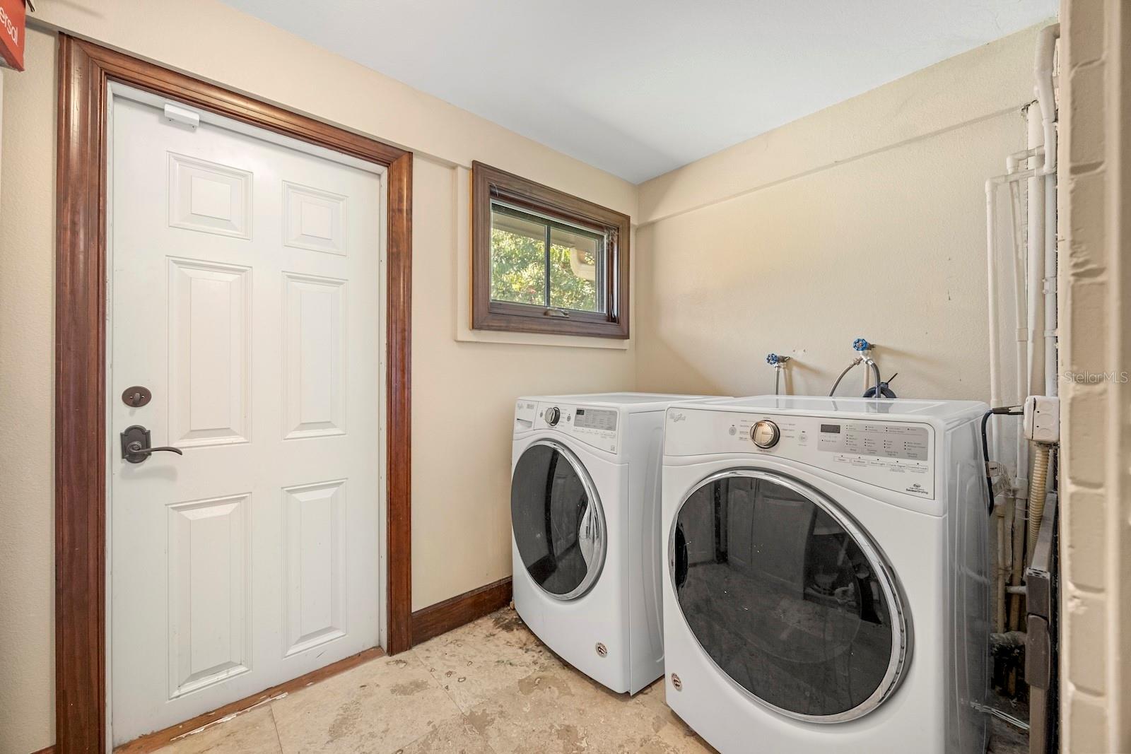 5400 KENMORE Ln ORLANDO, FL 32839