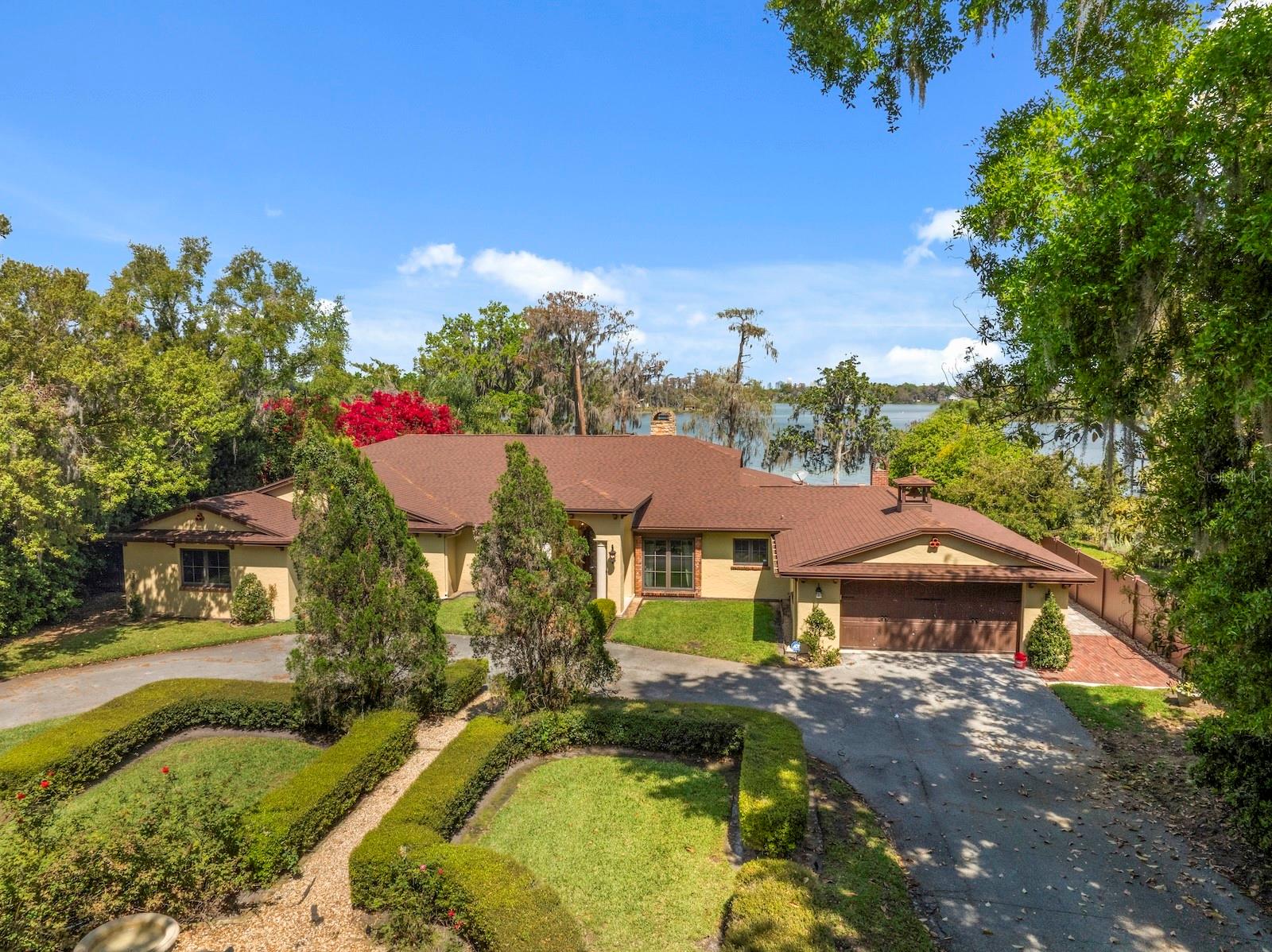 5400 KENMORE Ln ORLANDO, FL 32839
