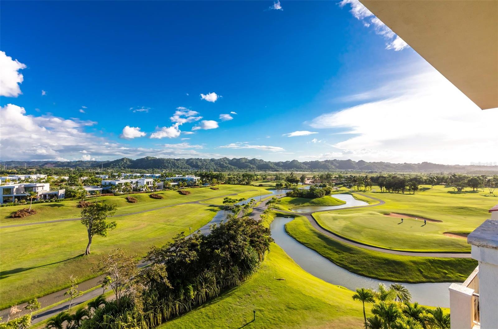 500 PLANTATION Dr #PH-3403 DORADO, PR 00646