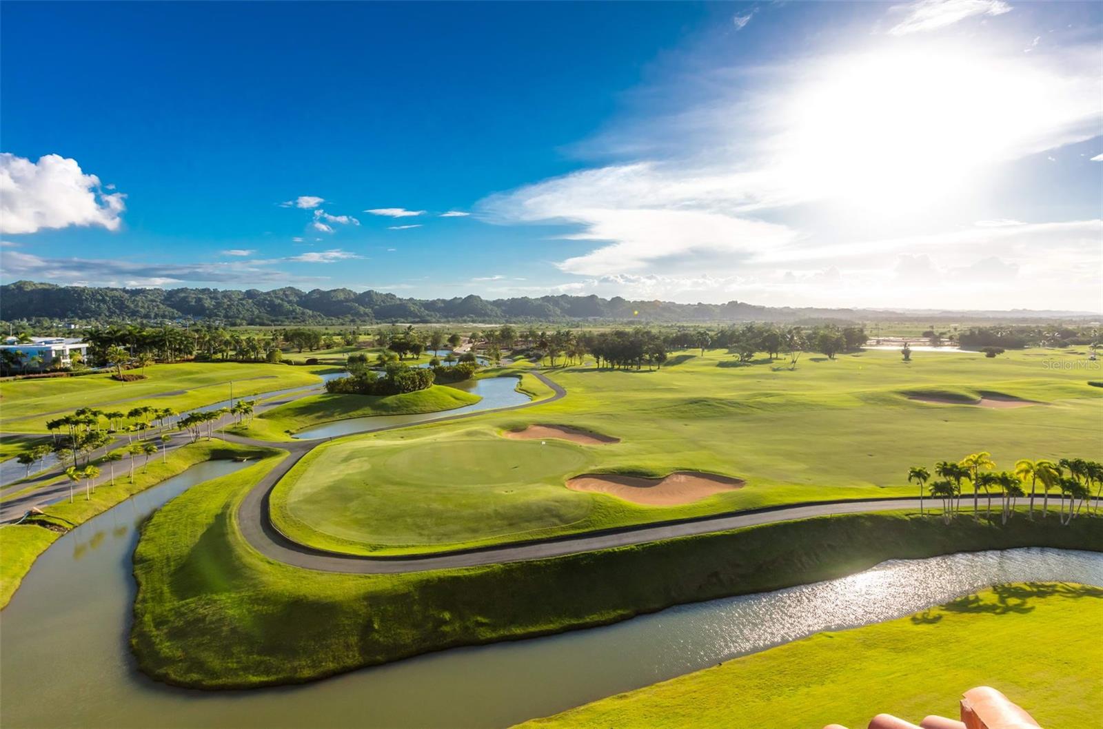 500 PLANTATION Dr #PH-3403 DORADO, PR 00646