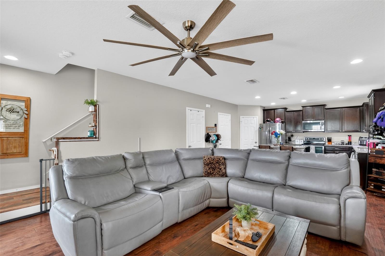 4749 SOMERSET Hl Ln RIVERVIEW, FL 33578