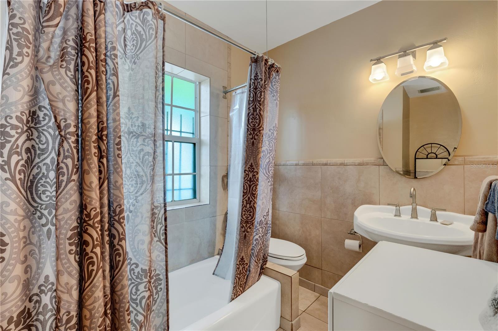 2701 1ST Ave ST PETERSBURG, FL 33712