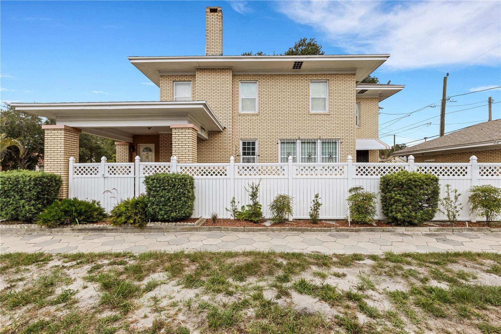 2701 1ST Ave ST PETERSBURG, FL 33712