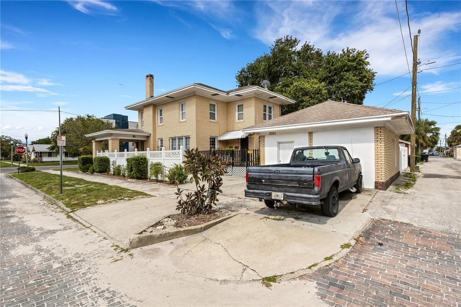 2701 1ST Ave ST PETERSBURG, FL 33712