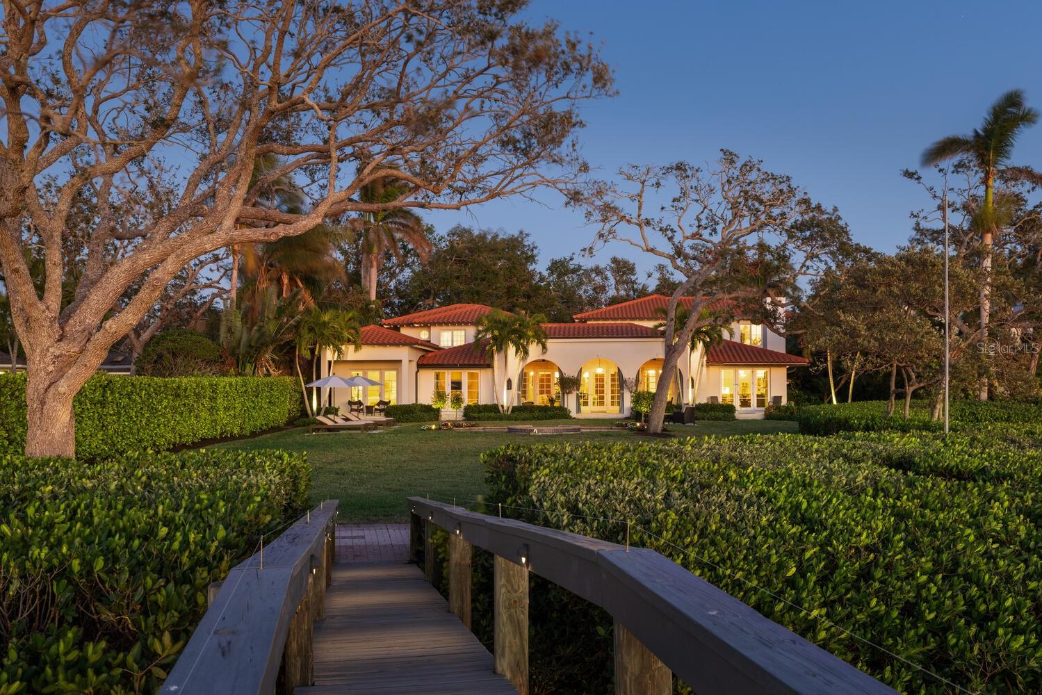 3930 RED ROCK Way SARASOTA, FL 34231