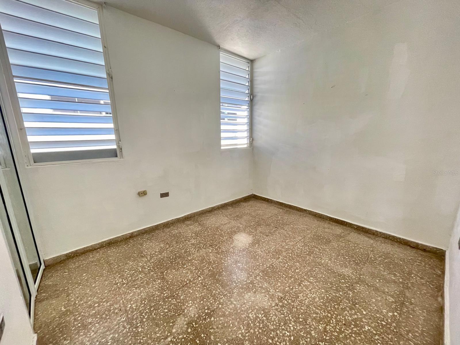 CALLE 28 EXT VERDEMAR #776 PUNTA SANTIAGO, PR 00741