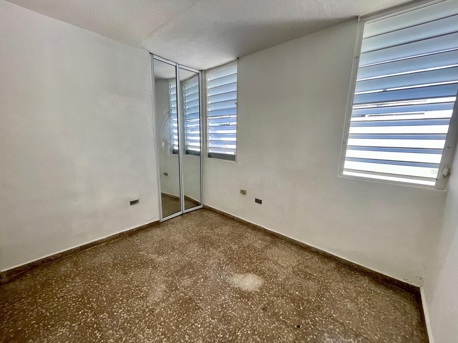 CALLE 28 EXT VERDEMAR #776 PUNTA SANTIAGO, PR 00741