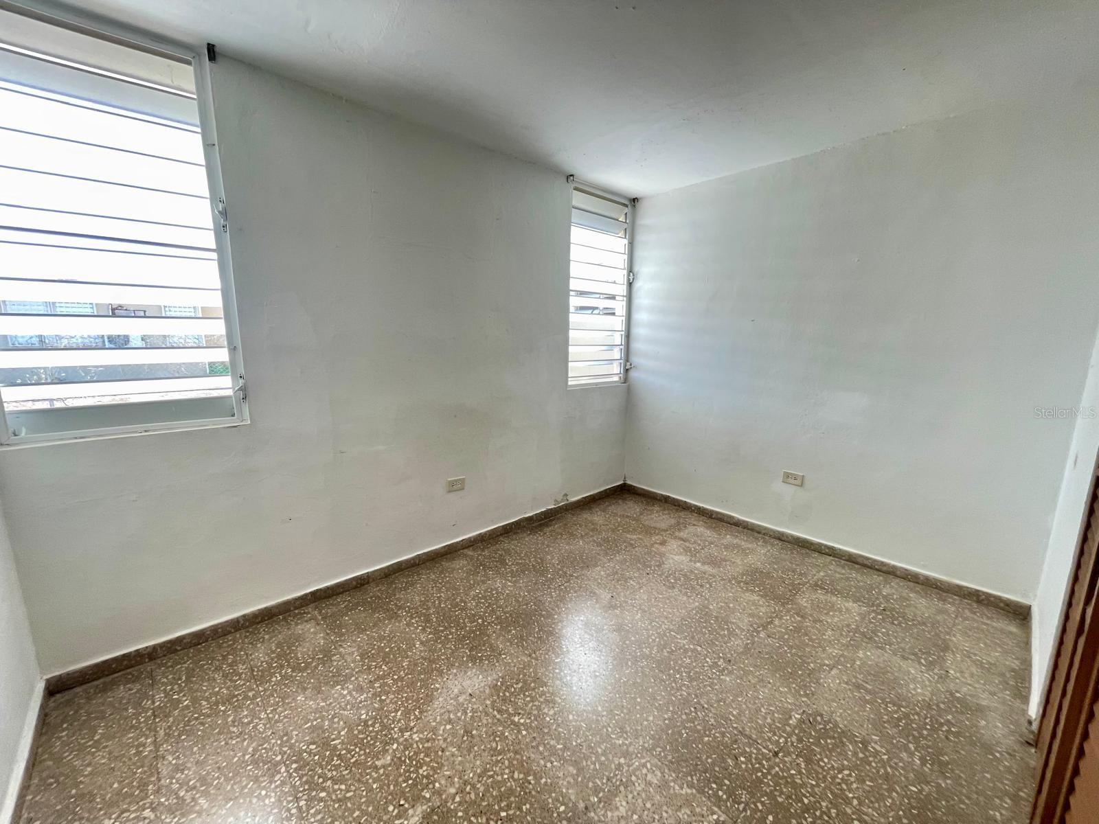 CALLE 28 EXT VERDEMAR #776 PUNTA SANTIAGO, PR 00741