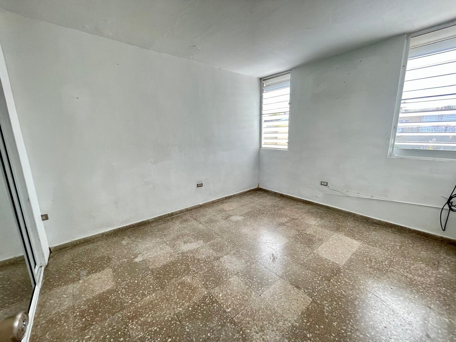 CALLE 28 EXT VERDEMAR #776 PUNTA SANTIAGO, PR 00741