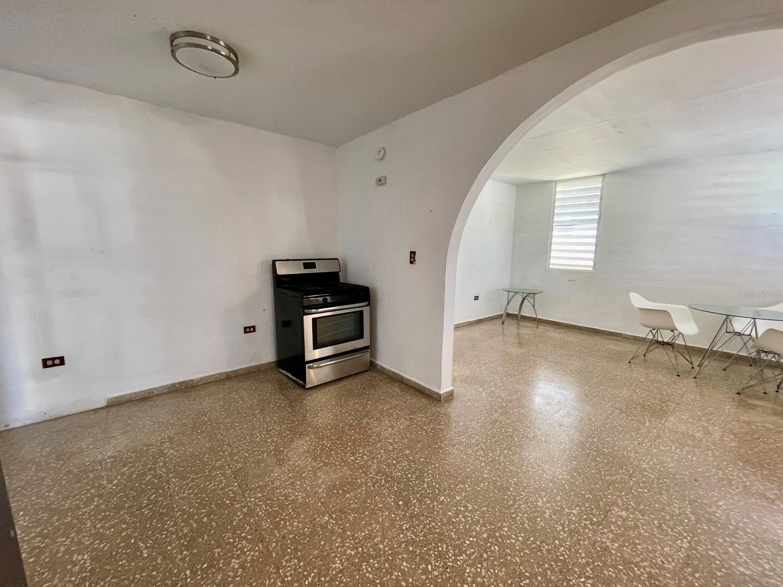 CALLE 28 EXT VERDEMAR #776 PUNTA SANTIAGO, PR 00741