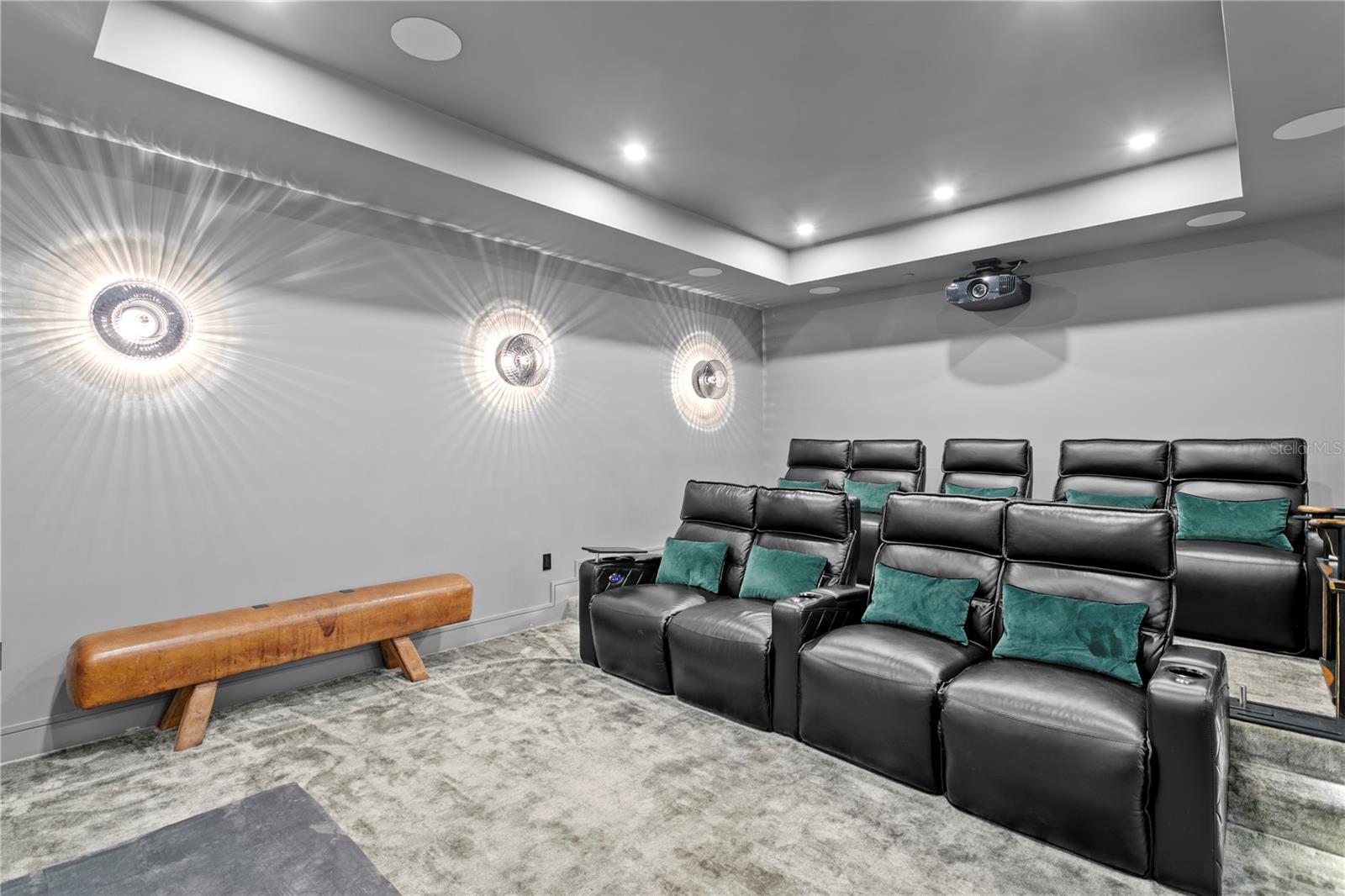 2619 BAYSHORE Blvd #200 TAMPA, FL 33629