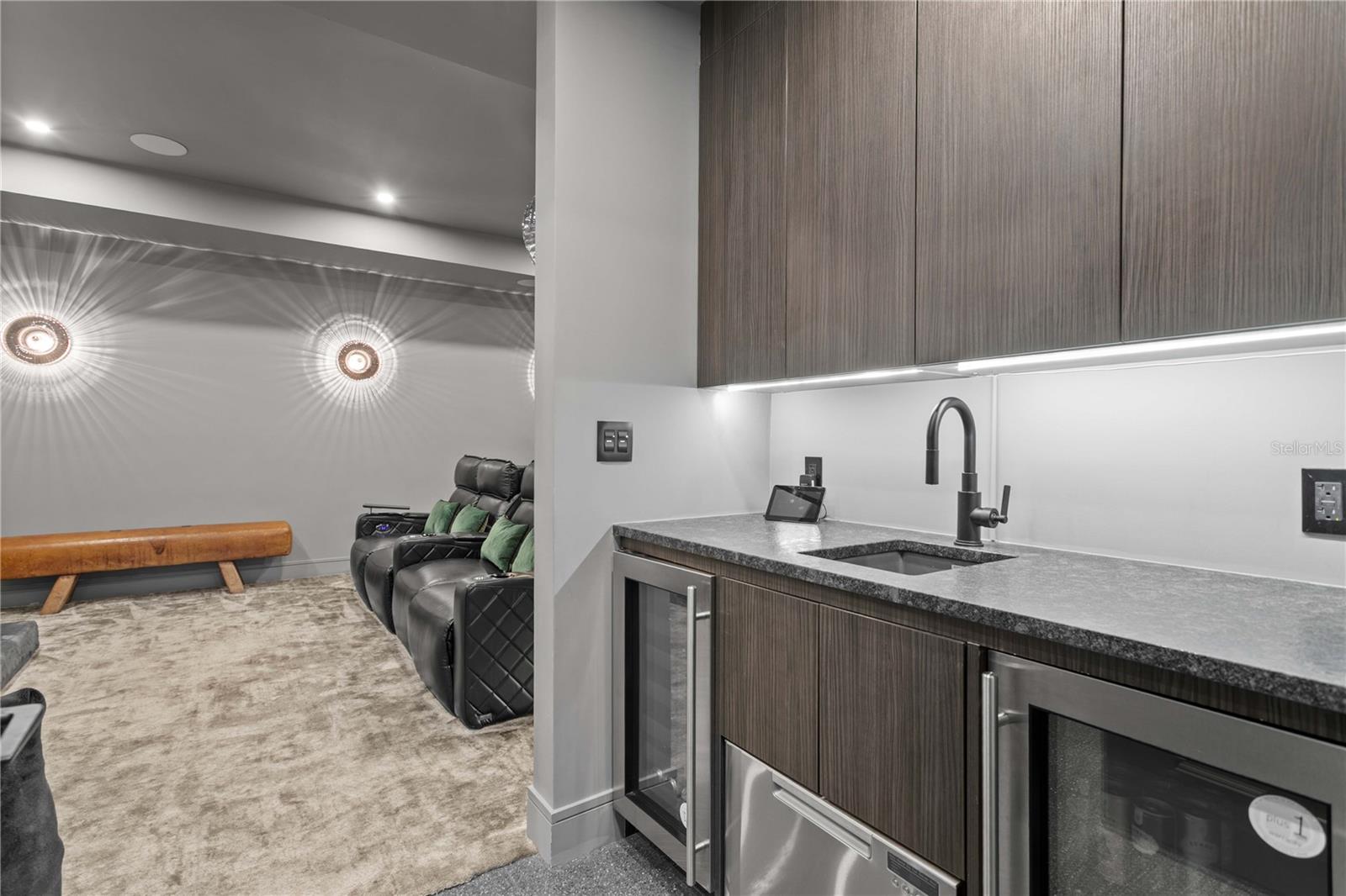 2619 BAYSHORE Blvd #200 TAMPA, FL 33629