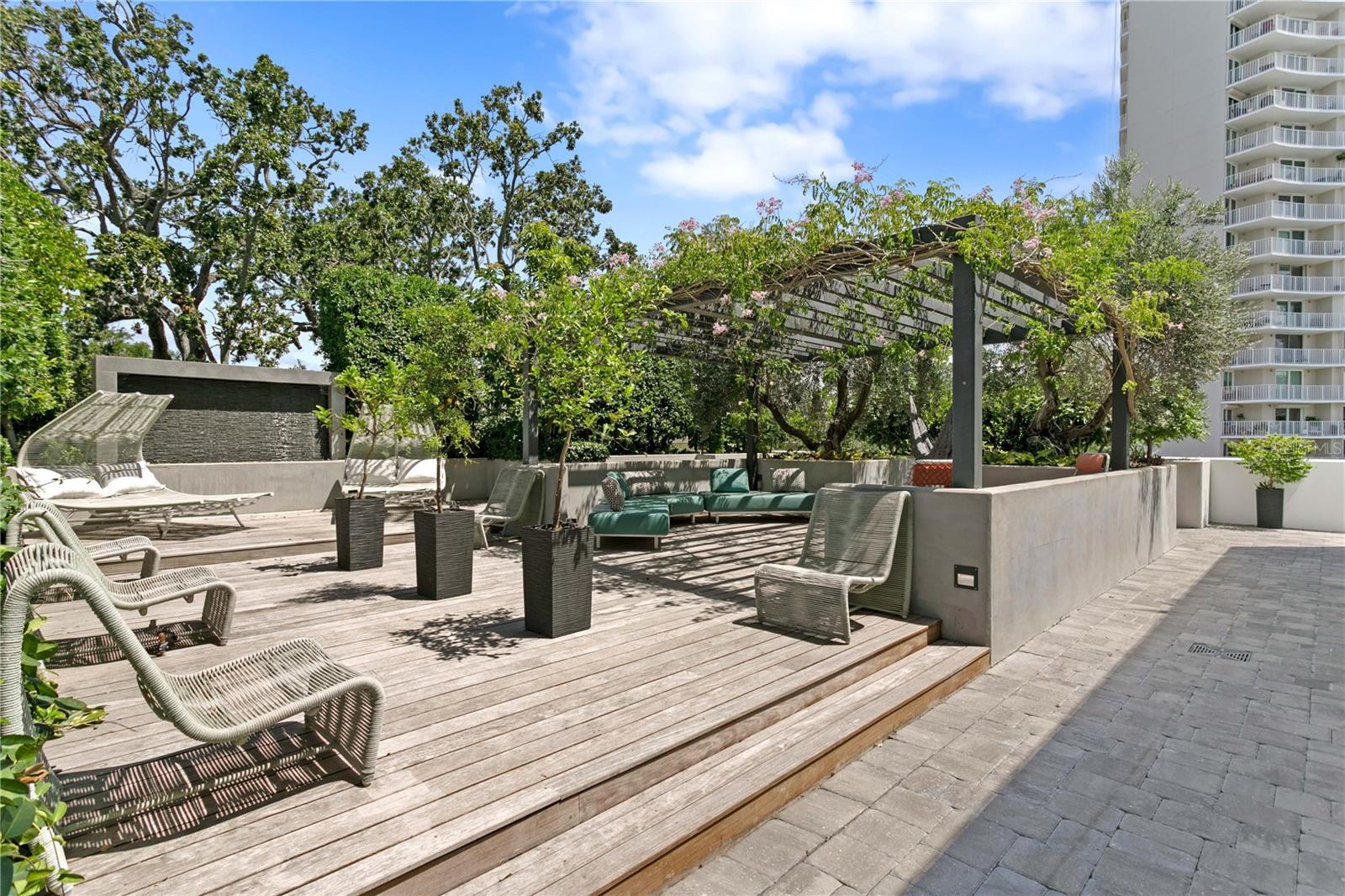 2619 BAYSHORE Blvd #200 TAMPA, FL 33629