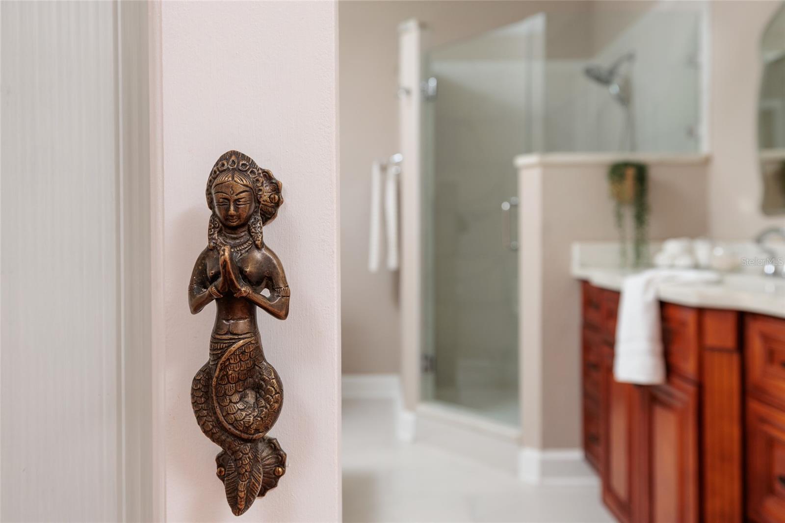 446 21ST Ave ST PETERSBURG, FL 33704