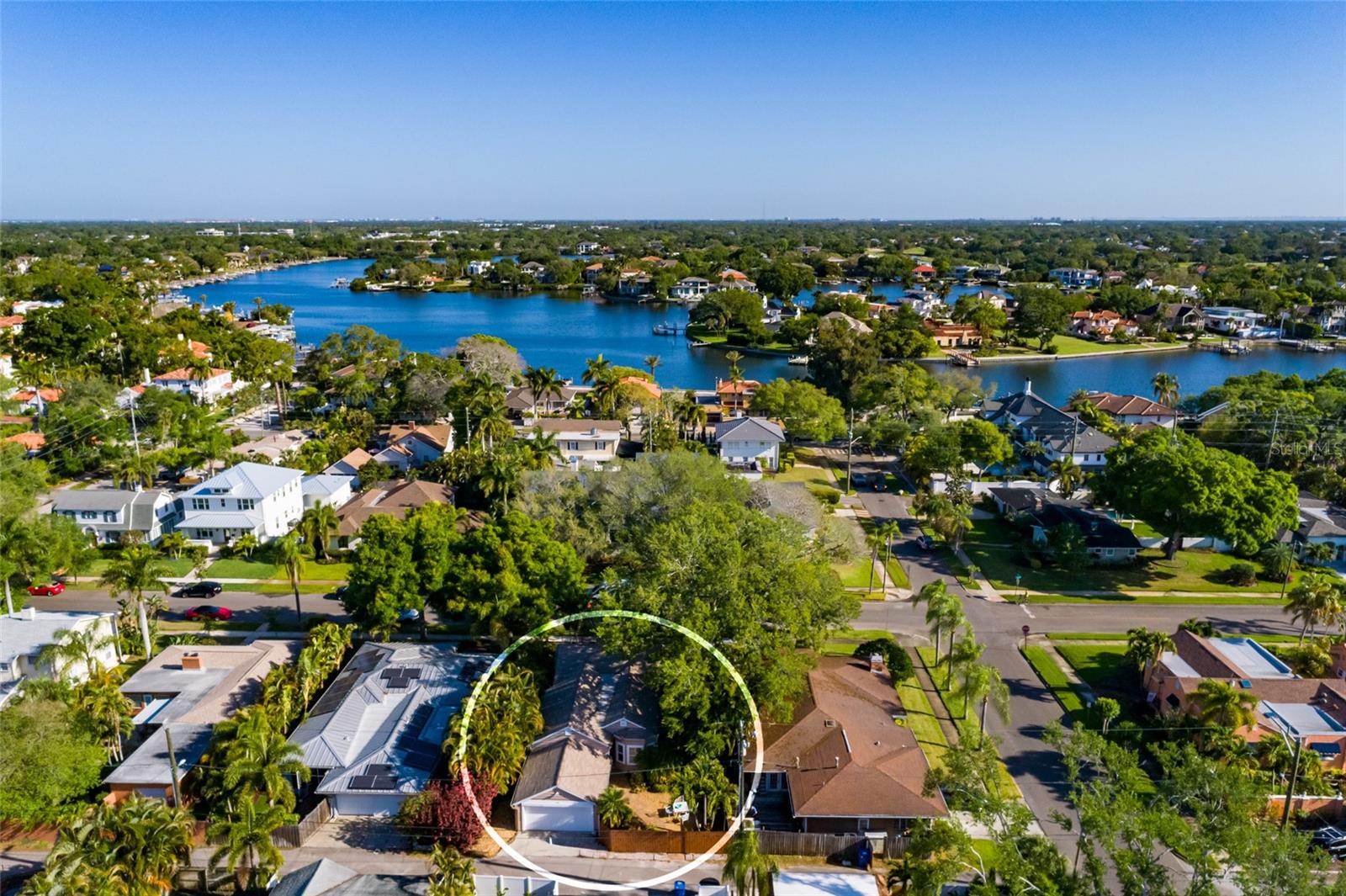 446 21ST Ave ST PETERSBURG, FL 33704