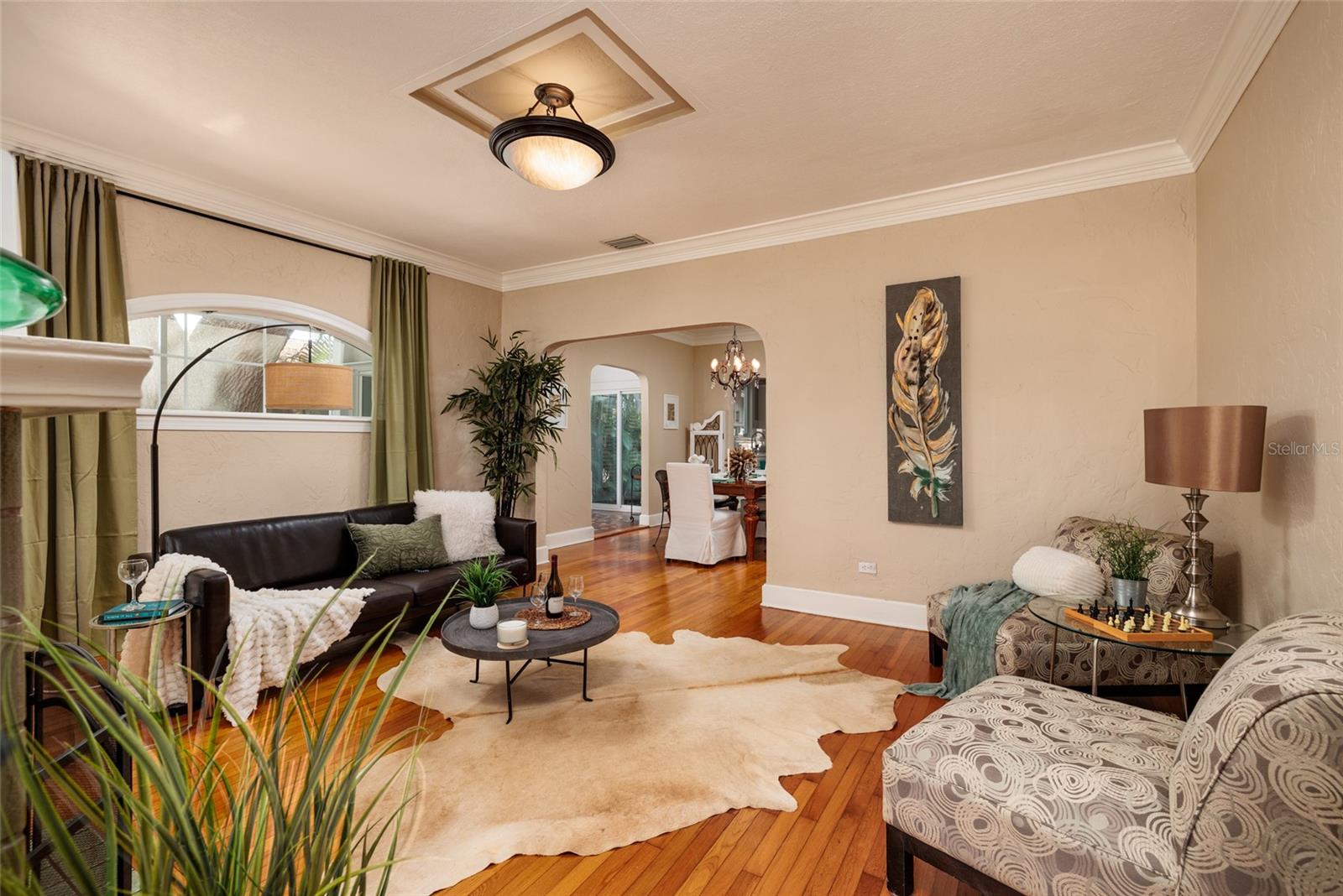 446 21ST Ave ST PETERSBURG, FL 33704